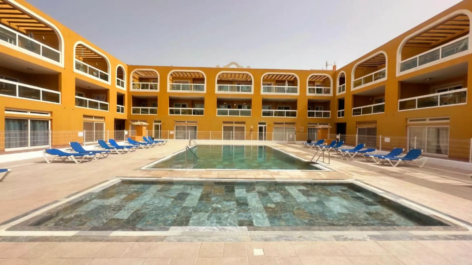 Residencial Cotillo Playa España
